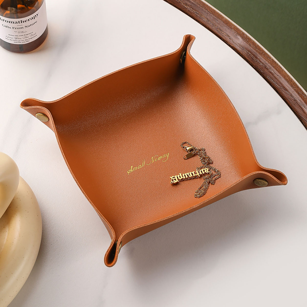 الشمال نمط الجلود صينية تخزين  - مراجعة Desk Organizer وسعره
